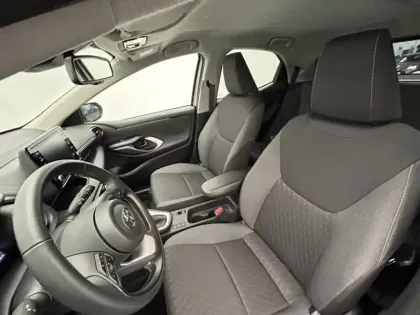 Photo 19 Toyota Yaris Hybride 116h Design