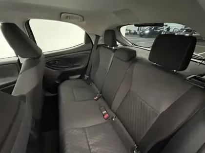 Photo 17 Toyota Yaris Hybride 116h Design