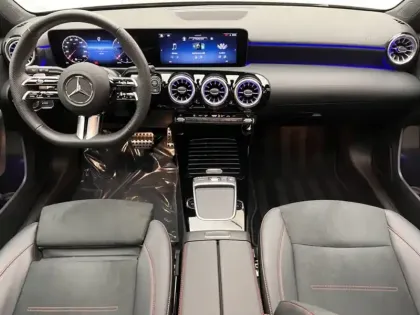 Photo 10 Mercedes Classe A Gén. IV (W177) Ph2 AMG Line 5