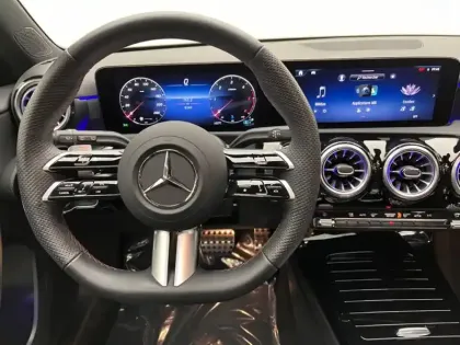 Photo 17 Mercedes Classe A Gén. IV (W177) Ph2 AMG Line 5