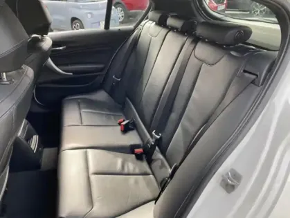 Photo 12 BMW Serie 1 II 116i Sport