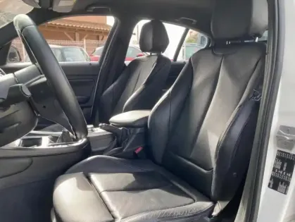 Photo 11 BMW Serie 1 II 116i Sport