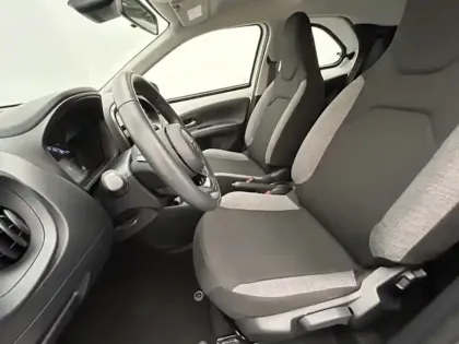 Photo 12 Toyota Aygo 1.0 S-CVT 72 Dynamic