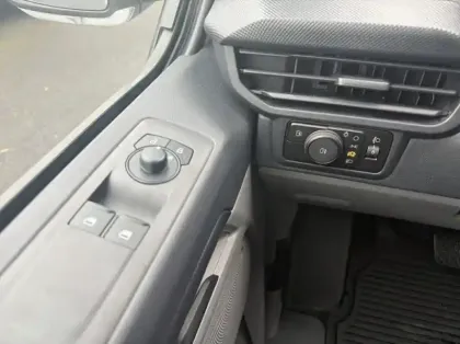 Photo 5 Ford Custom Gén. II Ph1 Trend 1