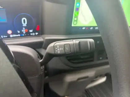 Photo 7 Ford Custom Gén. II Ph1 Trend 1