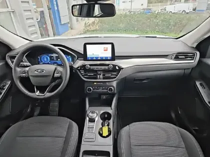 Photo 25 Ford Kuga Gén. III Ph1 Titanium 5