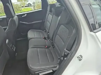 Photo 8 Ford Kuga 2.5 Duratec 190ch FHEV E85 Titanium BVA