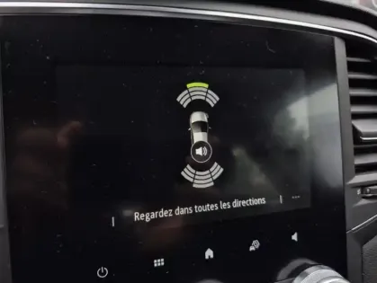 Photo 29 Renault Megane Gén. IV (KFB) Ph2 Business 5