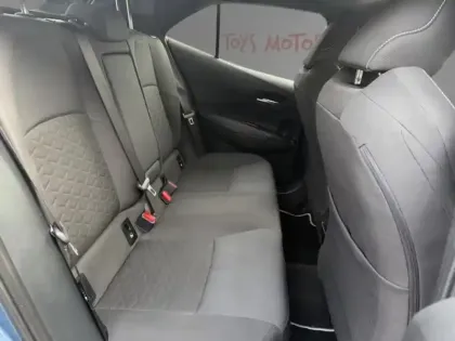 Photo 11 Toyota Corolla Hybride 122h Design