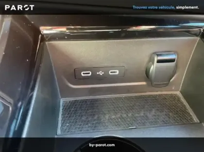 Photo 21 Renault Austral 1.2 E-Tech full hybrid 200ch Techno esprit Alpine - 23