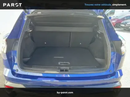 Photo 10 Renault Austral 1.2 E-Tech full hybrid 200ch Techno esprit Alpine - 23