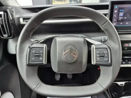 Photo 10 Citroën C3 Gén. IV Ph1 MAX 5