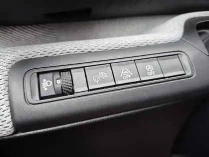 Photo 12 Citroën C3 Gén. IV Ph1 MAX 5