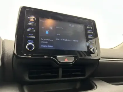 Photo 15 Toyota Yaris Hybride 116h Dynamic