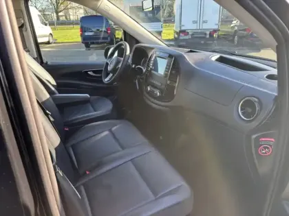Photo 11 Mercedes Vito 114 CDI 4x4 Tourer SELECT Extra long