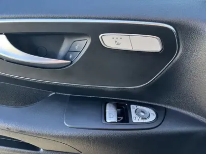 Photo 20 Mercedes Vito 114 CDI 4x4 Tourer SELECT Extra long