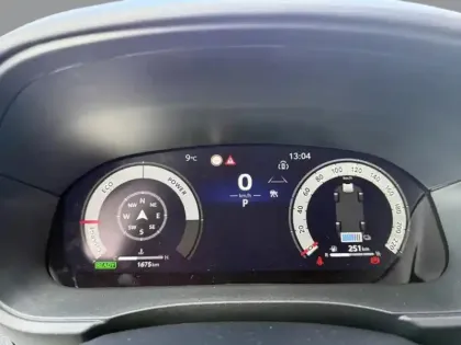 Photo 13 Toyota Yaris Hybride 130h GR SPORT