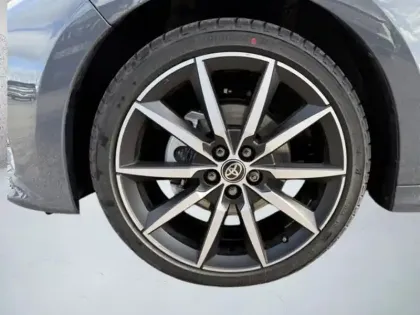 Photo 14 Toyota Yaris Hybride 130h GR SPORT