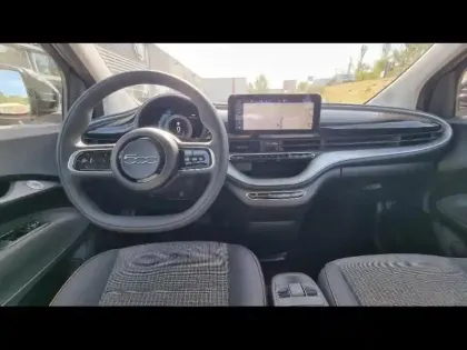 Photo 10 Fiat 500  e 118ch Icône