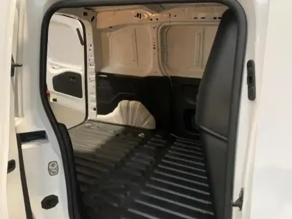 Photo 10 Peugeot Partner  Standard 650kg BlueHDi 100ch S&S BVM5 Premium