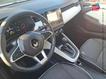 Photo 14 Renault Clio  1.6 E-Tech hybride 140ch Intens -21N