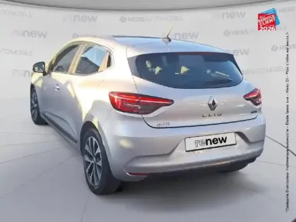 Photo 7 Renault Clio  1.6 E-Tech hybride 140ch Intens -21N