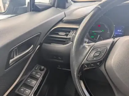 Photo 29 Toyota C-HR  122h Edition 2WD E-CVT RC18