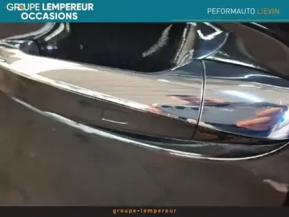 Photo 9 Mercedes GLA  200 d 150ch AMG Line Edition 1 8G-DCT