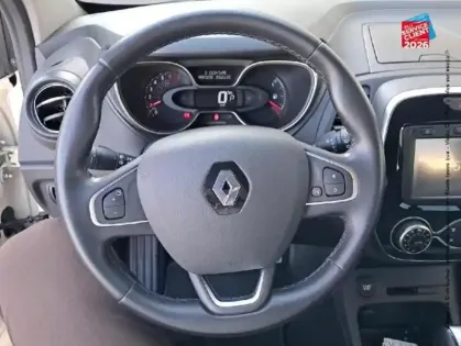 Photo 11 Renault Captur  1.2 TCe 120ch energy Intens EDC