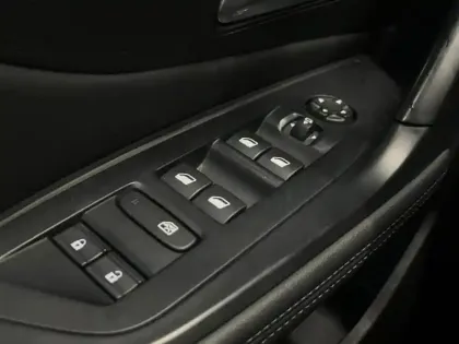 Photo 11 Peugeot 308  SW 1.2 PureTech 130ch S&S Allure Pack EAT8