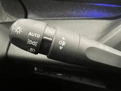 Photo 12 Peugeot 308  SW 1.2 PureTech 130ch S&S Allure Pack EAT8