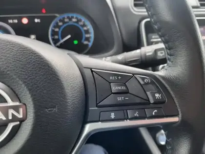 Photo 14 Nissan Leaf  150ch 40kWh Acenta 21