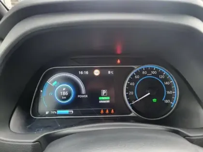 Photo 11 Nissan Leaf  150ch 40kWh Acenta 21