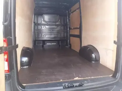 Photo 5 Volkswagen Crafter  Fg 35 L3H3 2.0 TDI 140ch Business Traction BVA8