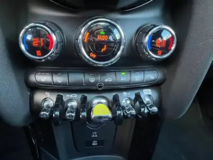 Photo 11 Mini Mini  Cooper SE 184ch Resolute BVA 5CV