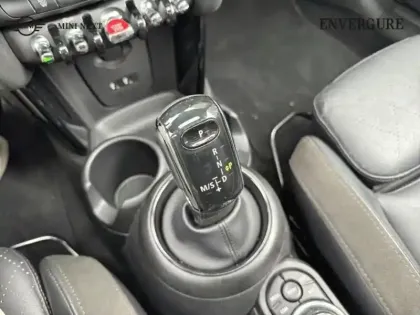 Photo 14 Mini Mini  Cooper 136ch  Edition Greenwich BVA7