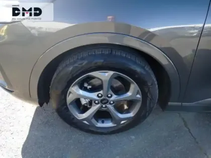 Photo 12 Ford Kuga  2.5 Duratec 180ch Hybrid FlexiFuel ST-Line Powershift