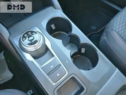 Photo 7 Ford Kuga  2.5 Duratec 180ch Hybrid FlexiFuel ST-Line Powershift