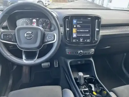 Photo 7 Volvo Xc40 Gén. I Ph1 R-Design 5