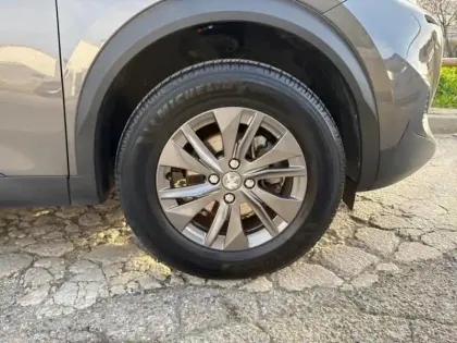 Photo 12 Peugeot 2008  1.2 PureTech 130ch S&S Allure