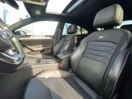 Photo 15 Volkswagen Arteon Gén. I Ph1 R-line Exclusive 5