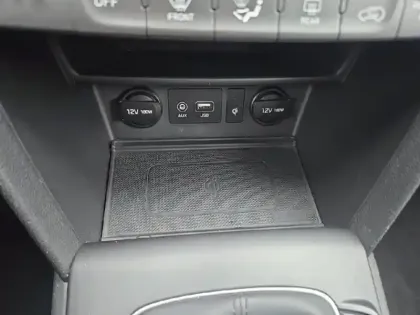 Photo 13 Hyundai Kona  1.0 T-GDi 120ch Edition 1