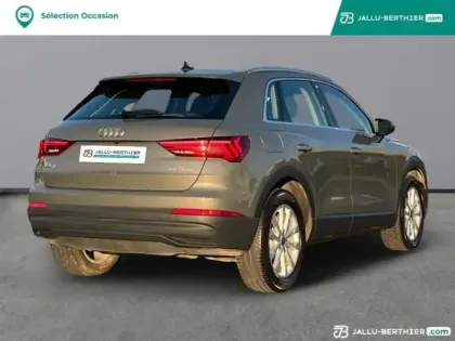 Photo 5 Audi Q3  35 TFSI 150ch Advanced