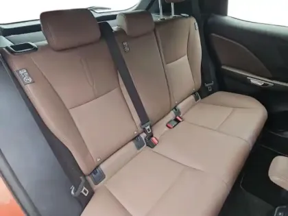 Photo 8 Lexus Lbx  1.5 136ch Elegant 2WD