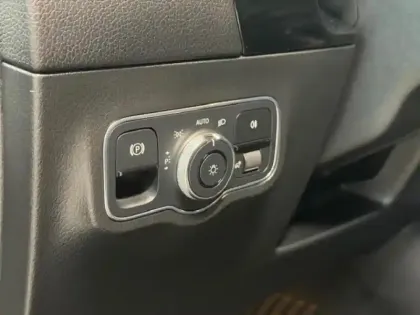 Photo 11 Mercedes Classe B  200d 150ch Style Line Edition 8G-DCT 7cv