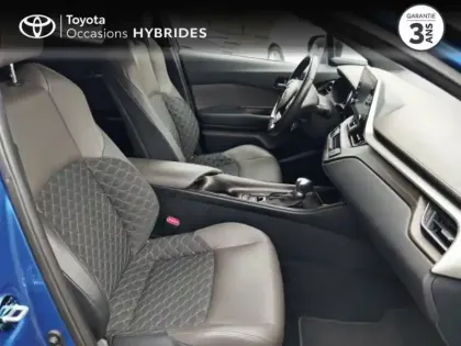 Photo 5 Toyota C-HR  122h Distinctive 2WD E-CVT RC18