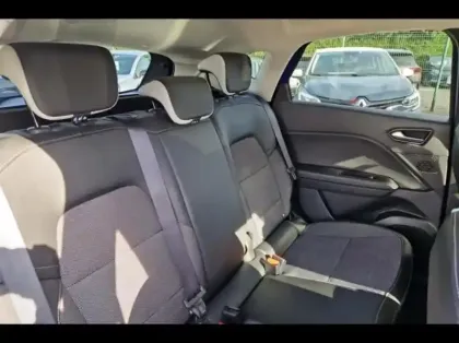 Photo 10 Renault Captur  1.6 E-Tech hybride 145ch Techno