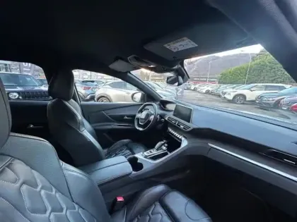 Photo 8 Peugeot 3008  1.6 PureTech 180ch S&S GT Line EAT8