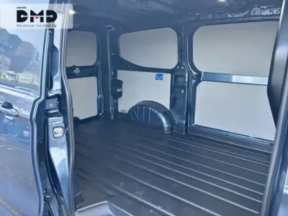 Photo 9 Ford Custom Gén. II Ph1 Limited 1