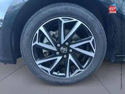 Photo 9 Toyota Yaris  116h Design 5p MY22 Camera